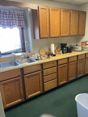 160 1/2 Broadway Street N Alden MN 56009