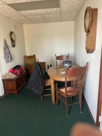 160 1/2 Broadway Street N Alden MN 56009
