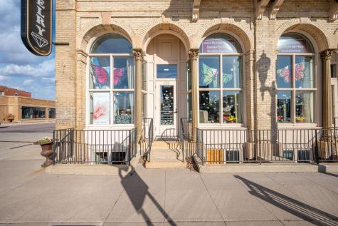 122 S Minnesota Avenue Saint Peter MN 56082