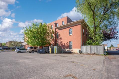 122 S Minnesota Avenue Saint Peter MN 56082