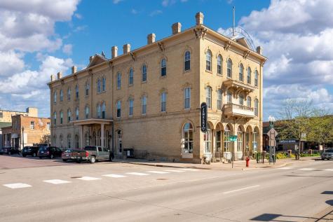 122 S Minnesota Avenue Saint Peter MN 56082