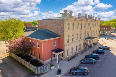 122 S Minnesota Avenue Saint Peter MN 56082