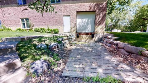 768 N Creek Drive Willmar MN 56201