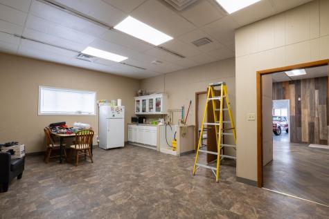2517 W Main Street Valley City ND 58072