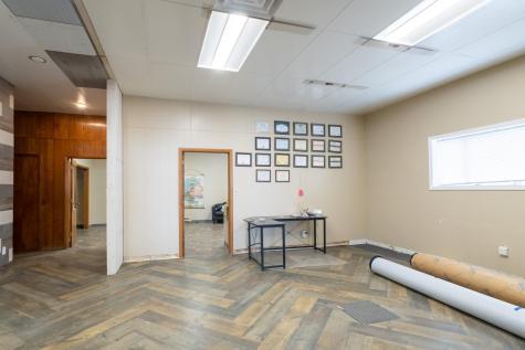 2517 W Main Street Valley City ND 58072
