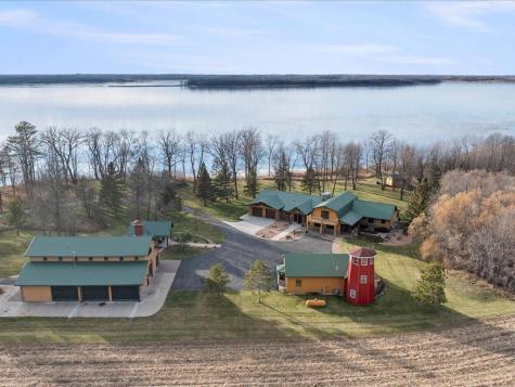 21998 Lasalle Avenue NW Puposky MN 56667