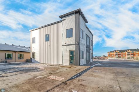 4120 53 Avenue S Fargo ND 58104