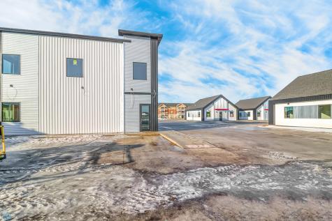 4120 53 Avenue S Fargo ND 58104