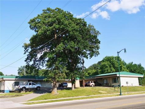 905 E 5th Street Blue Earth MN 56013