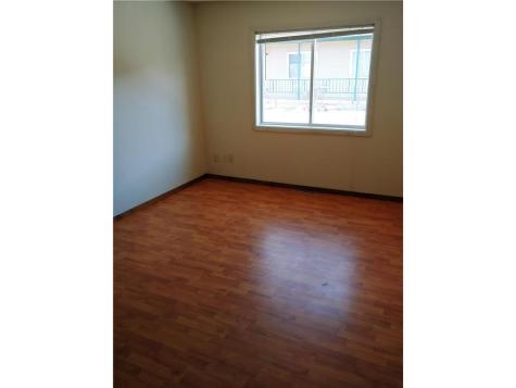 905 E 5th Street Blue Earth MN 56013