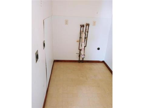 905 E 5th Street Blue Earth MN 56013
