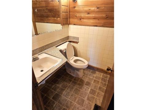 905 E 5th Street Blue Earth MN 56013