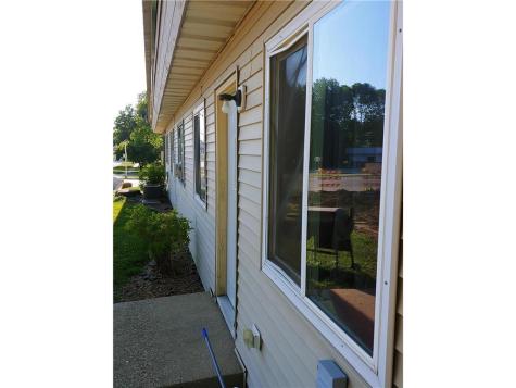 905 E 5th Street Blue Earth MN 56013