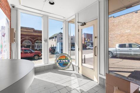 102/106 N Washington Street Saint Croix Falls WI 54024