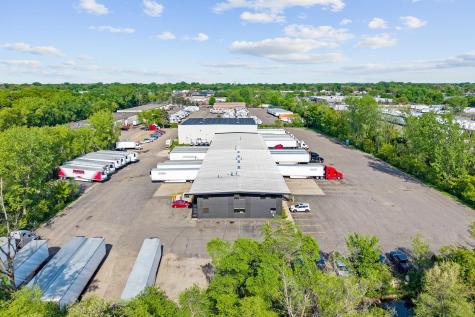 8201 Hickory Street NE Fridley MN 55432