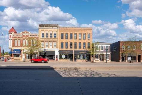 216 S Minnesota Avenue Saint Peter MN 56082