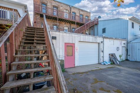 216 S Minnesota Avenue Saint Peter MN 56082