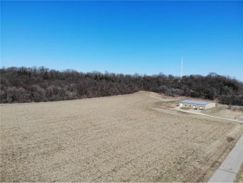 W12452 - 1 655th Avenue Prescott WI 54021