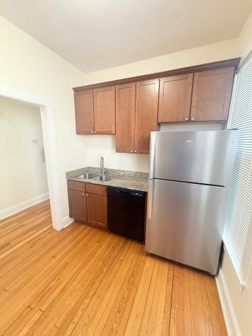 1854 Roblyn Avenue Saint Paul MN 55104