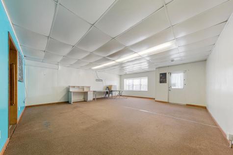 127 1st Street SE Fairfax MN 55332
