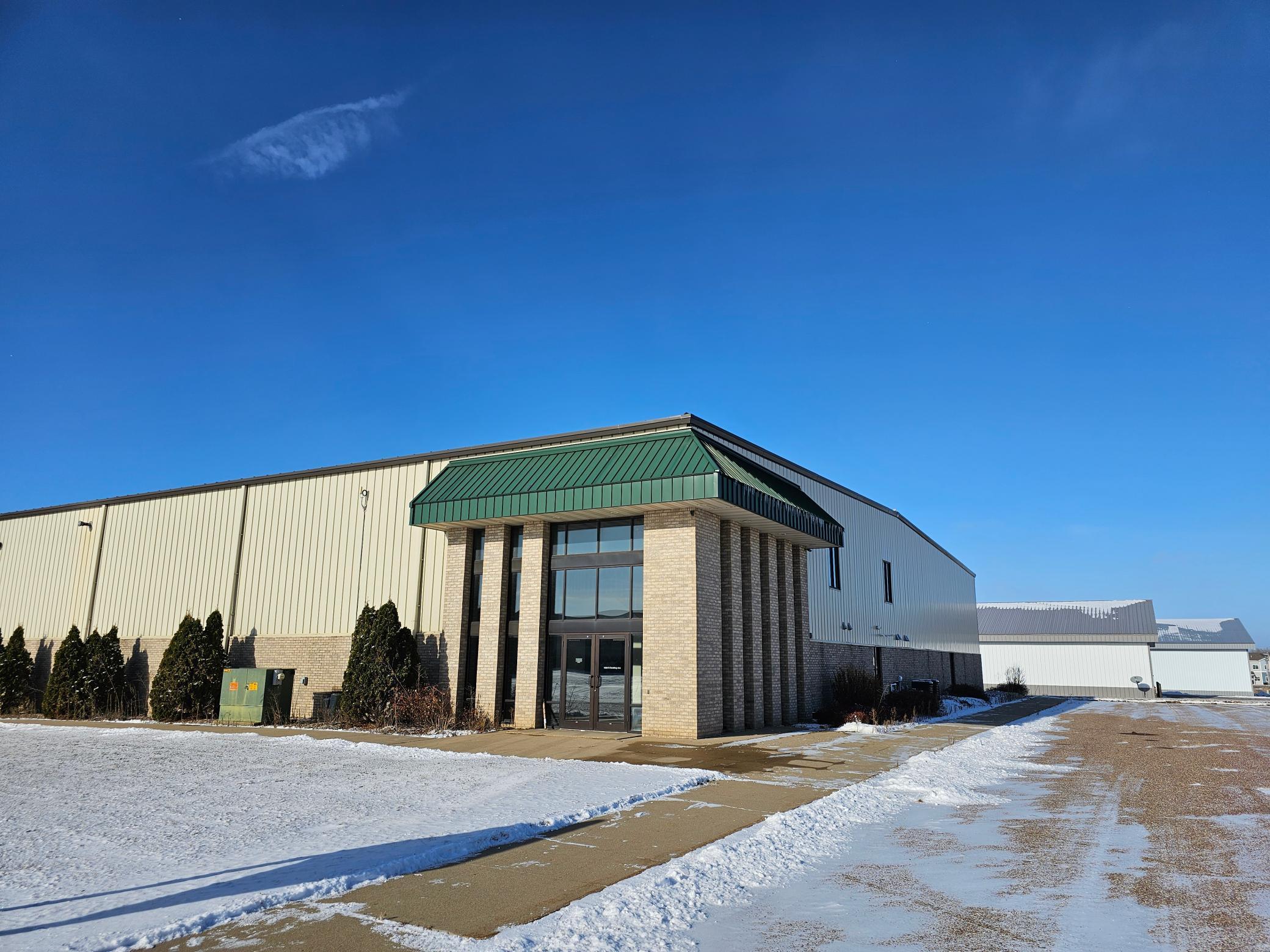 1820 N Redding Avenue Windom MN 56101
