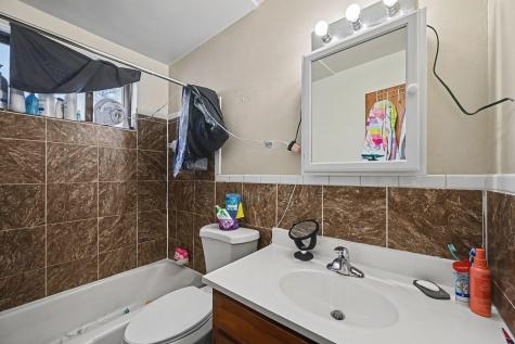 1721 7th Street E Saint Paul MN 55106