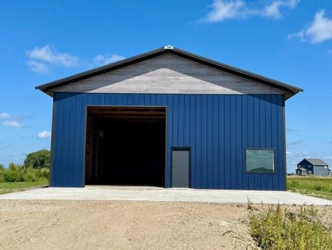 709 Peterson Loop Colfax ND 58018