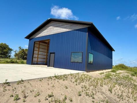 709 Peterson Loop Colfax ND 58018