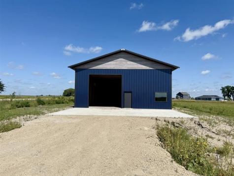 709 Peterson Loop Colfax ND 58018