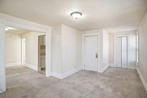 658 Hague Avenue Saint Paul MN 55104