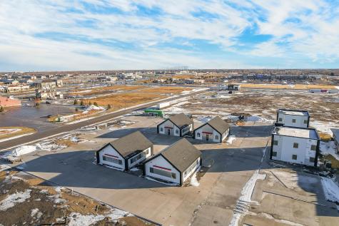 4084 53rd Avenue S Fargo ND 58104