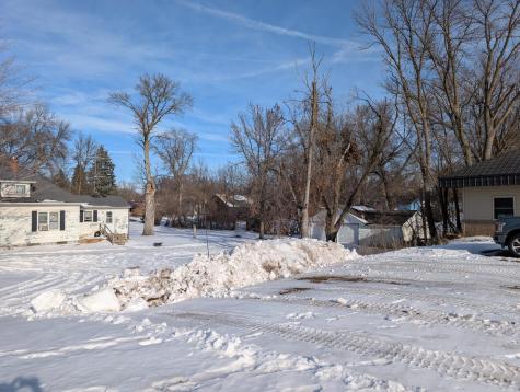 617 E Highway 12 Litchfield MN 55355