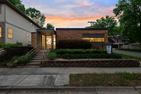 711 Smith Avenue S Saint Paul MN 55107