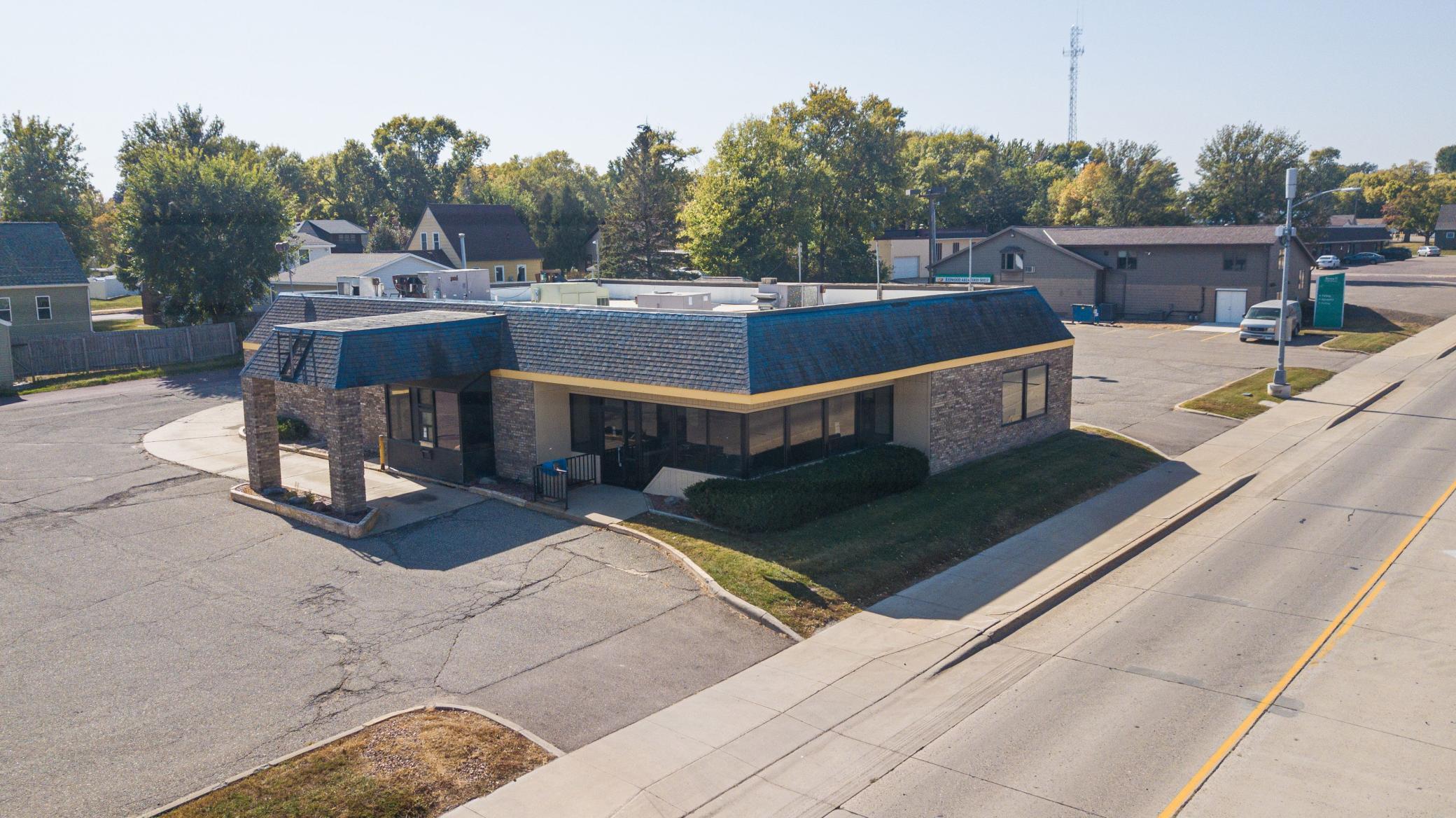 516 E Bridge Street Redwood Falls MN 56283