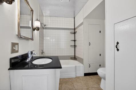 117 N Main Street Alma WI 54610