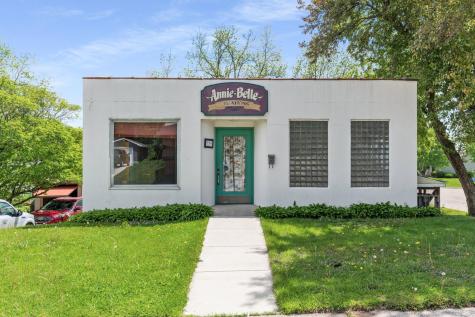 739 Willow Street Faribault MN 55021