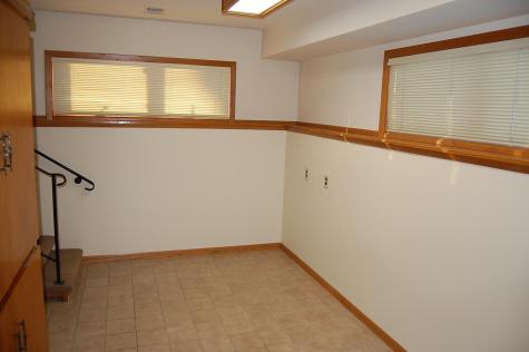 6308 34th Avenue N Crystal MN 55427