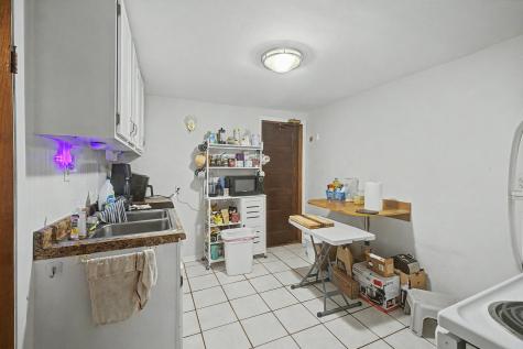 1752 Iglehart Avenue Saint Paul MN 55104