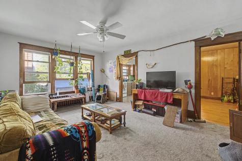 1752 Iglehart Avenue Saint Paul MN 55104