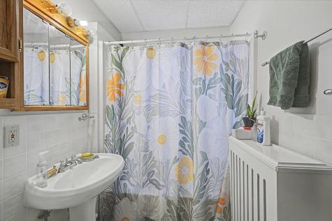 1752 Iglehart Avenue Saint Paul MN 55104