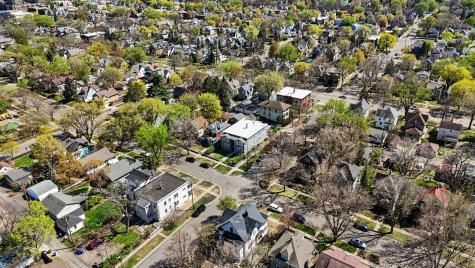 1752 Iglehart Avenue Saint Paul MN 55104
