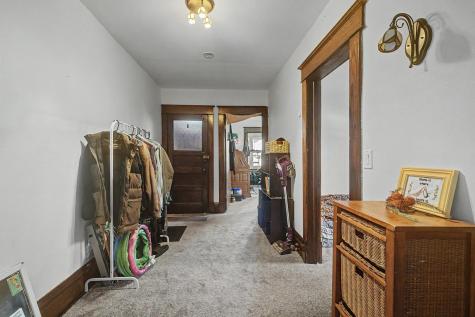 1752 Iglehart Avenue Saint Paul MN 55104