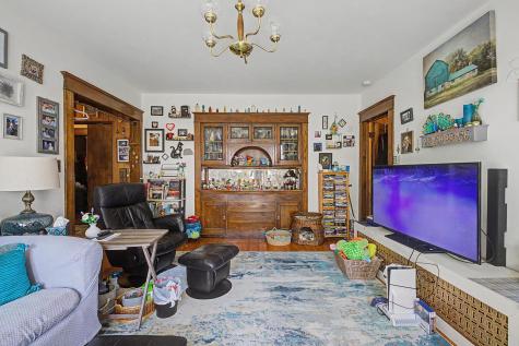 1752 Iglehart Avenue Saint Paul MN 55104
