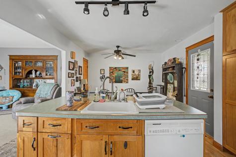 1752 Iglehart Avenue Saint Paul MN 55104