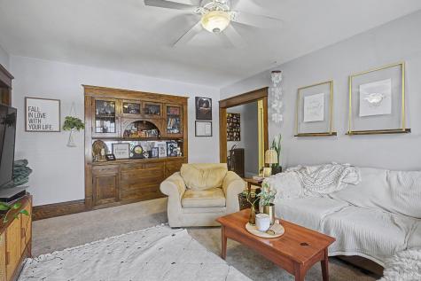 1752 Iglehart Avenue Saint Paul MN 55104