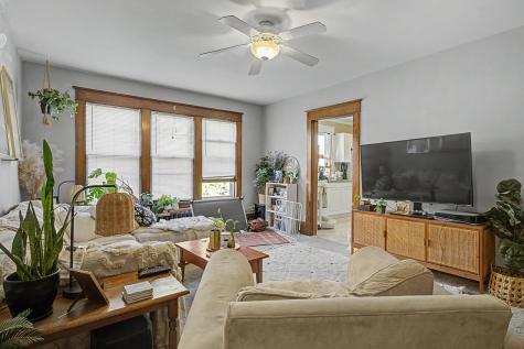 1752 Iglehart Avenue Saint Paul MN 55104