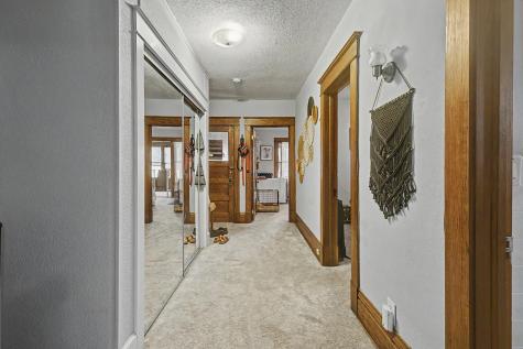 1752 Iglehart Avenue Saint Paul MN 55104