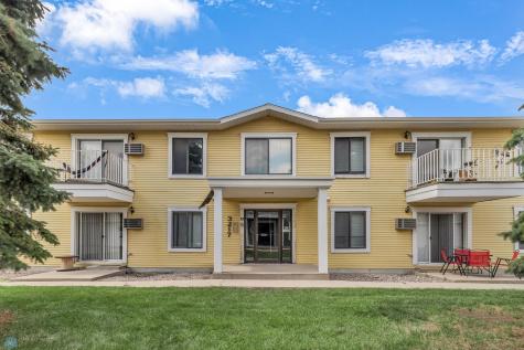 3217 15th Avenue S Fargo ND 58103
