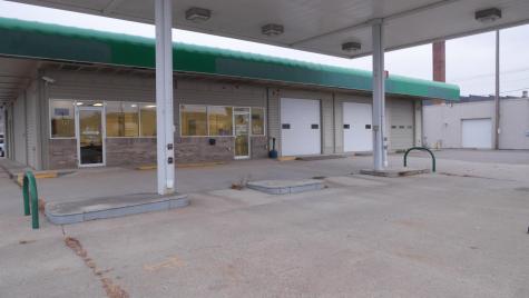 140 1st Avenue W Cambridge MN 55008