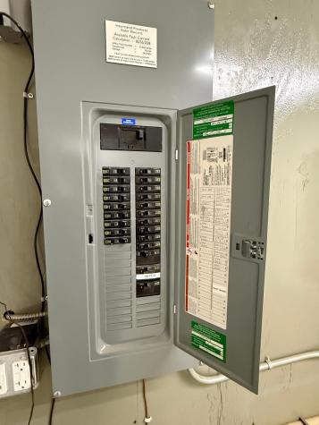 825 13th Avenue SE Valley City ND 58072